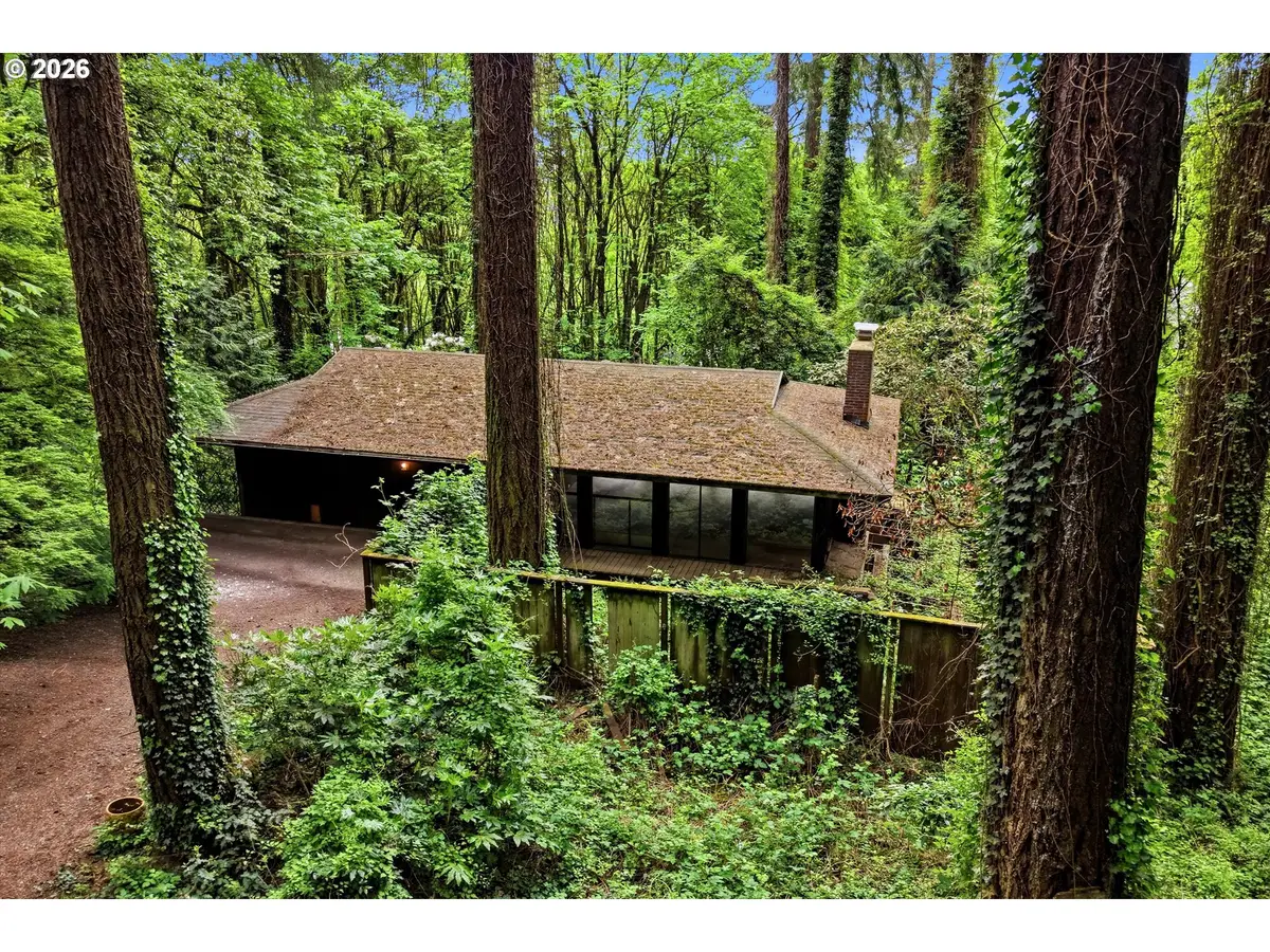 10933 S Riverside Dr, Portland, OR 97219 - #1