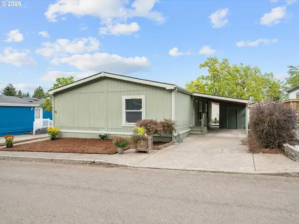 3930 SE 162nd Ave #42, Portland, OR 97236