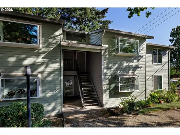 11990 SW Corby Dr #2, Portland, OR 97225