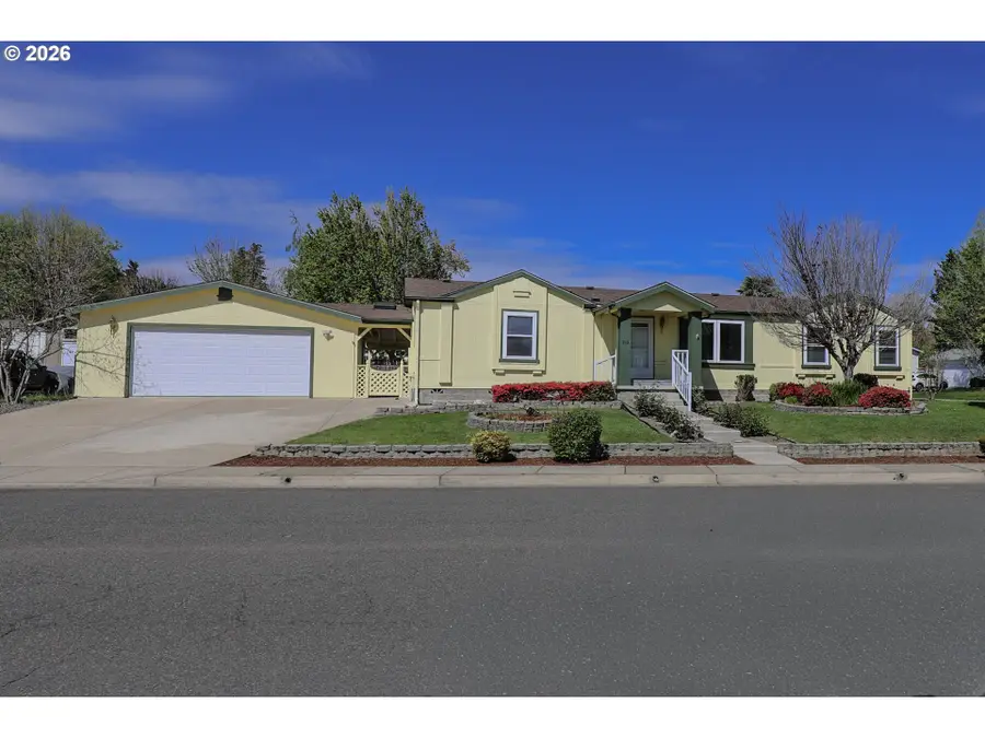 210 NW Timothy Ave, Winston, OR 97496 - #3