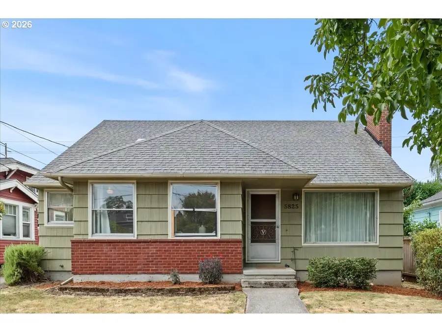 5825 N Burrage Ave, Portland, OR 97217 - #2