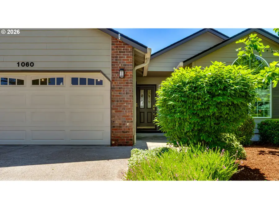 1060 Tyson Ln, Eugene, OR 97404 - #2