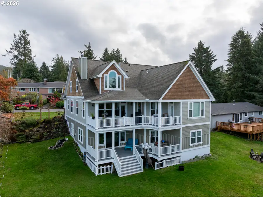 360 Hilltop Dr, Seaside, OR 97138 - Image #3