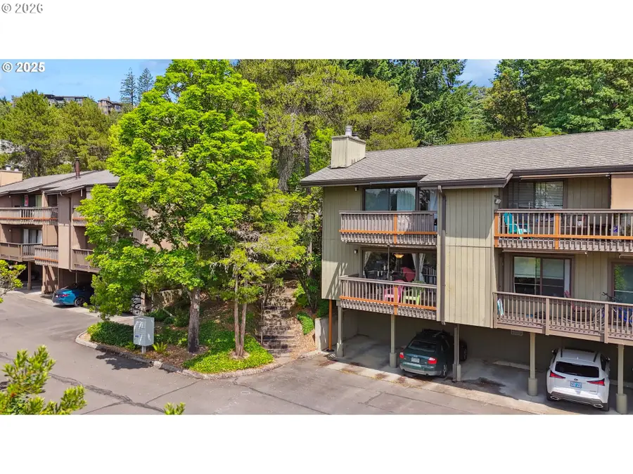 7522 SW Barnes Rd, Portland, OR 97225 - #2