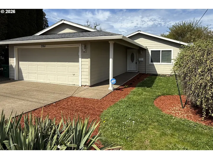 2211 23rd Ave, Forest Grove, OR 97116 - #3