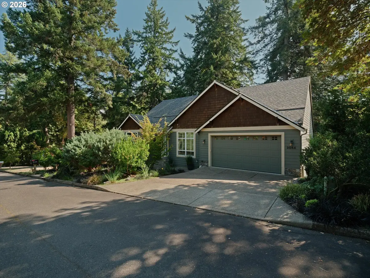 3044 SW Wilbard St, Portland, OR 97219 - #1
