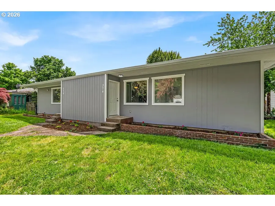 370 NW Yamhill St, Sheridan, OR 97378 - #3