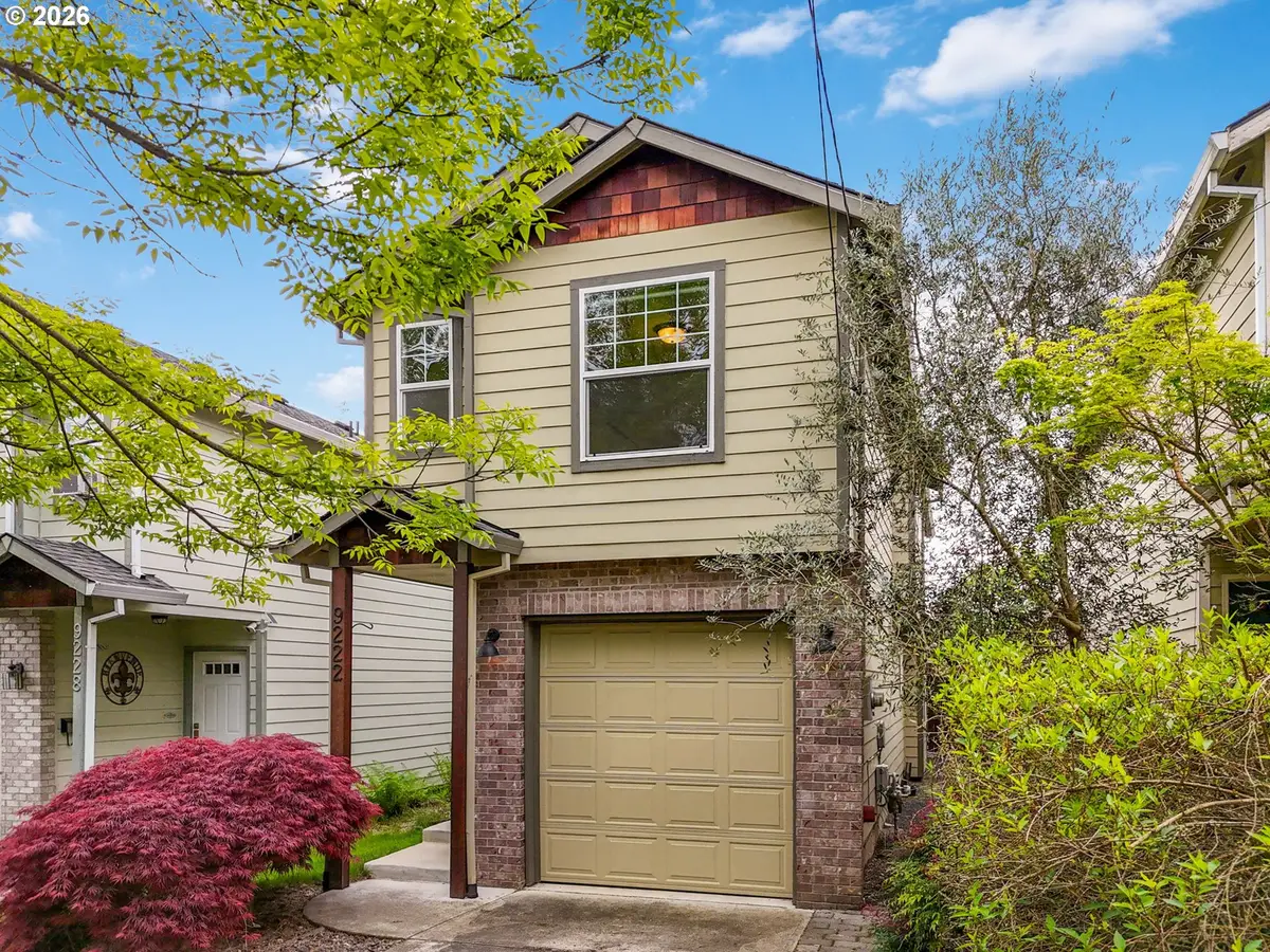 9222 N Charleston Ave, Portland, OR 97203 - #1