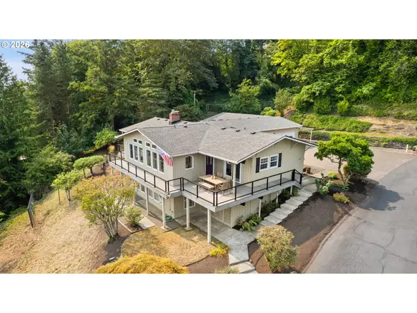 2105 NW Couch St, Camas, WA 98607
