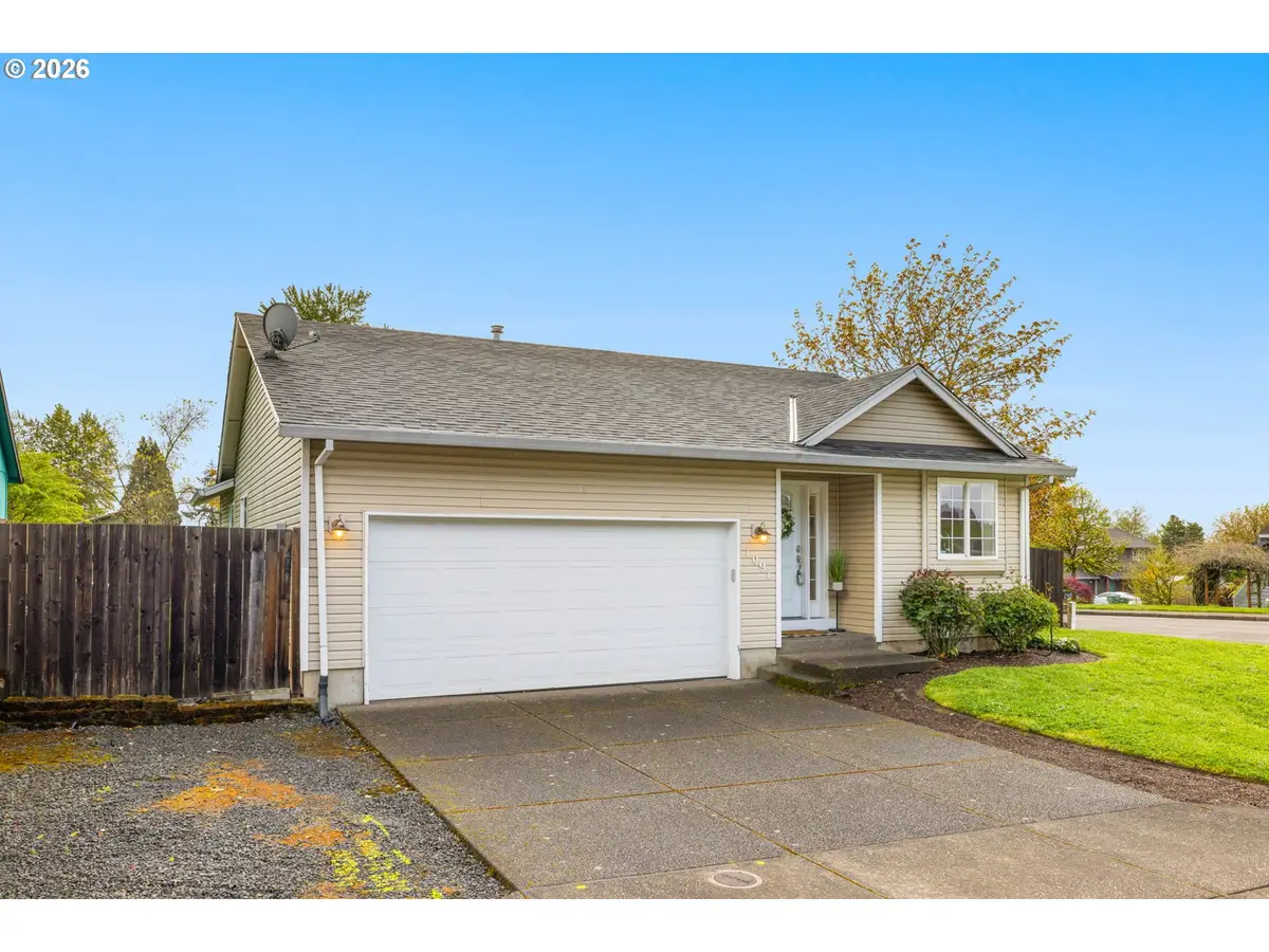 1091 SW Falcon Crest Dr, Dundee, OR 97115 - #1