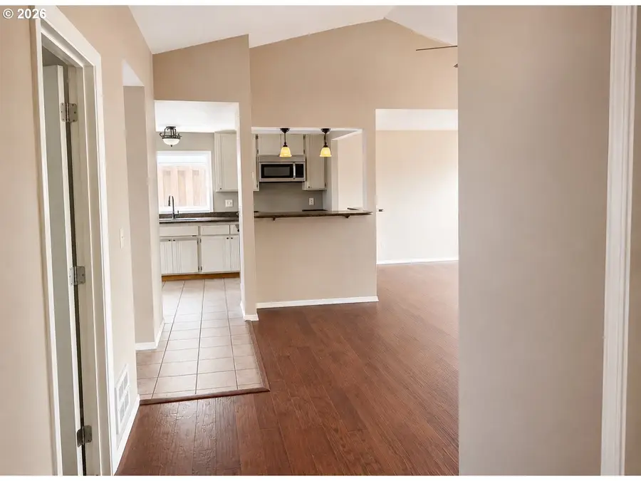 846 Sanford St, Coos Bay, OR 97420 - #3