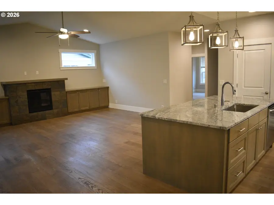 2233 SE 14th St, Battle Ground, WA 98604 - #2