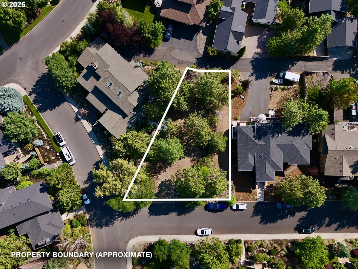 3162 NW Craftsman Dr, Bend, OR 97703 - Image #1