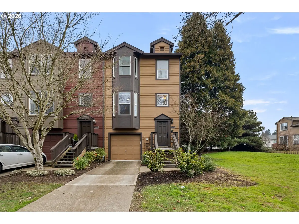 232 NE 76th Ave, Hillsboro, OR 97124 - Image #1