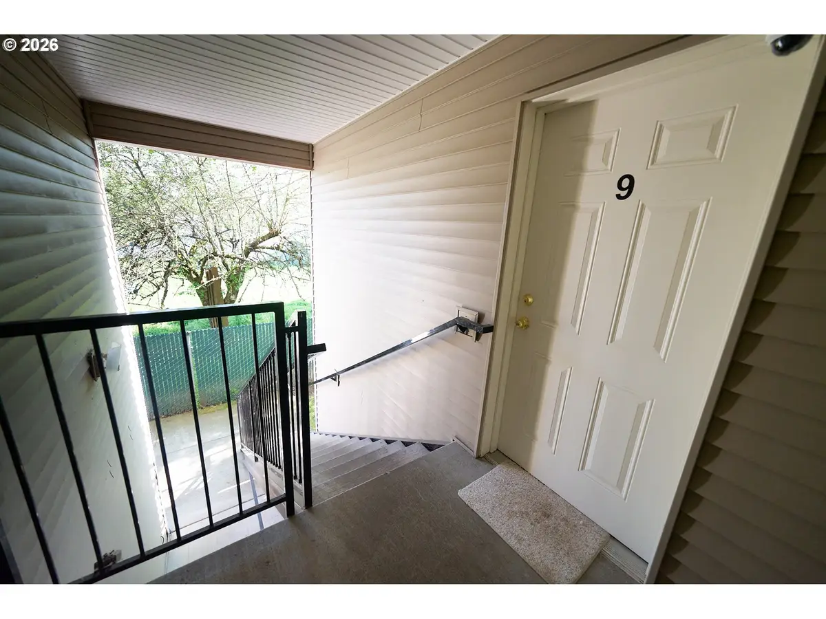 3317 SE 122nd Ave Se #9, Portland, OR 97236 - #1