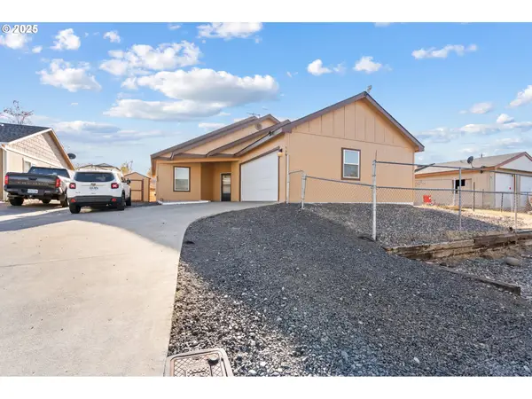 738 E Catherine Ave, Hermiston, OR 97838