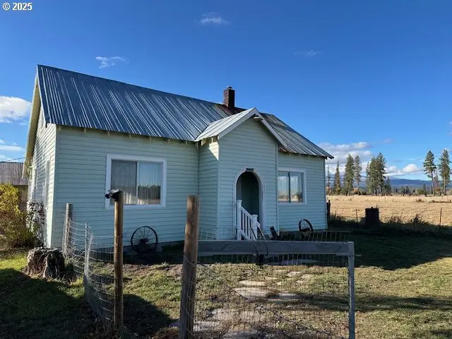 247 Troh Lane, Glenwood, WA 98619 - Image #1