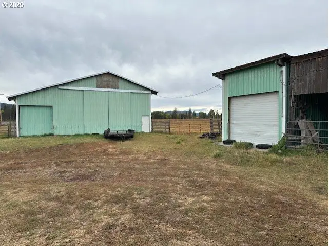 247 Troh Lane, Glenwood, WA 98619 - Image #3