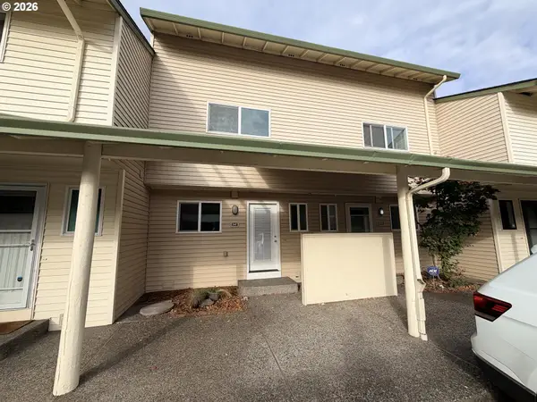 547 N Hayden Bay Dr #27, Portland, OR 97217