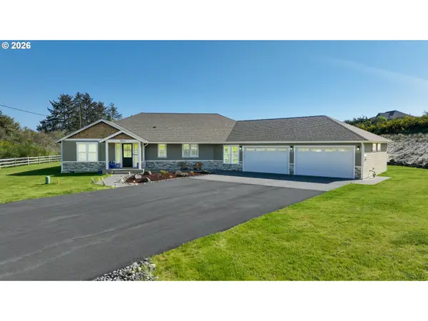 89120 Arrowhead Rd, Warrenton, OR 97146