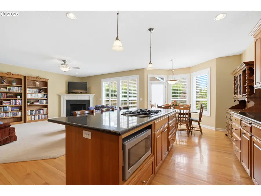 1385 NE 12th Ave, Canby, OR 97013 - #3