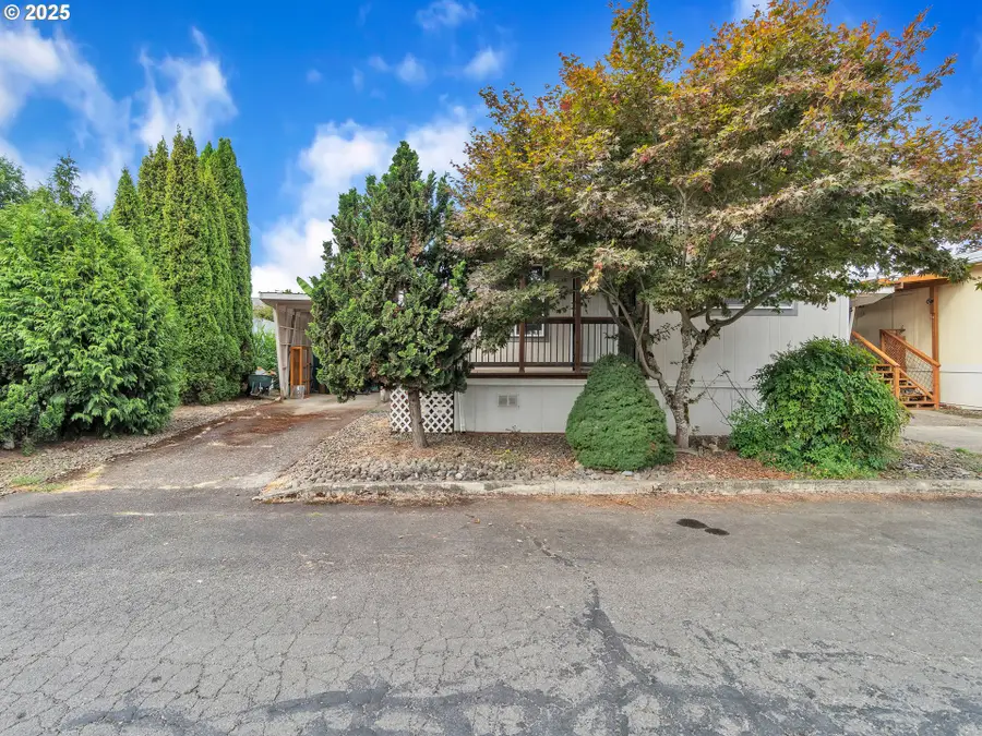 1005 Ferry St #26, Dayton, OR 97114 - Image #2