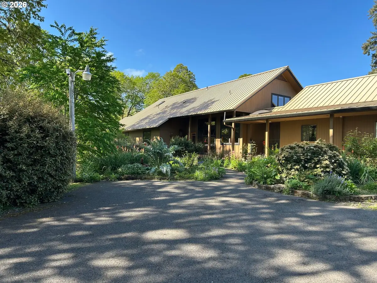 29821 Jeans Rd, Veneta, OR 97487 - #1