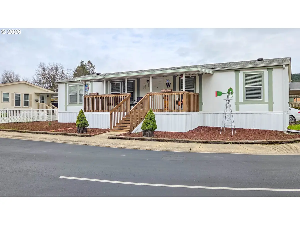 1000 E Central Ave #51, Sutherlin, OR 97479 - #1