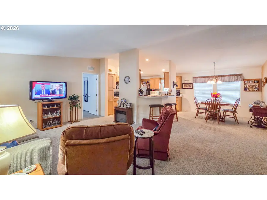 1000 E Central Ave #51, Sutherlin, OR 97479 - #2