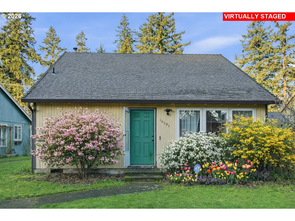 16641 SE Naegeli Dr, Portland, OR 97236 - Image #1