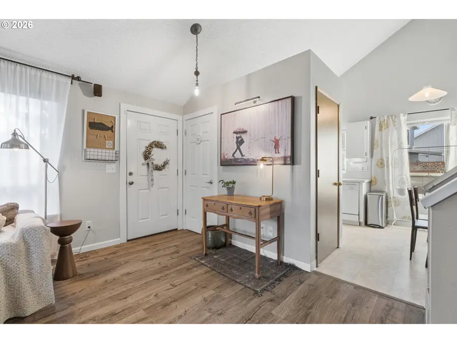 16641 SE Naegeli Dr, Portland, OR 97236 - Image #3