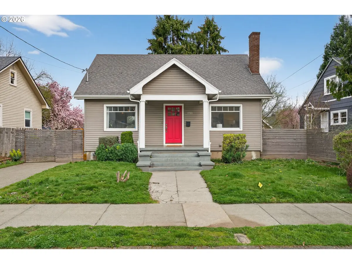 1915 NE Junior St, Portland, OR 97211 - #1