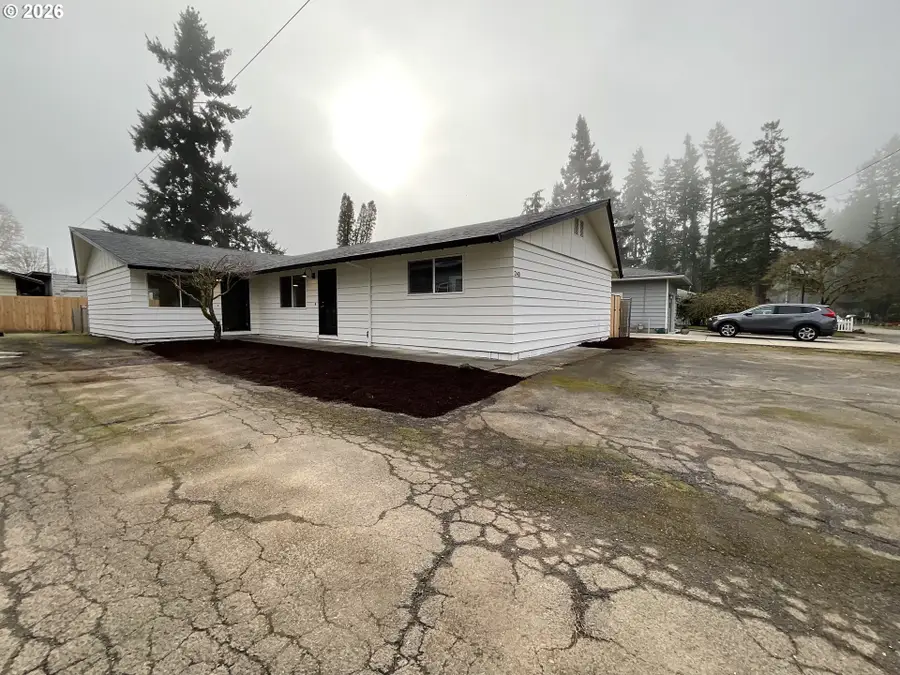 240 SE 26th Ave, Hillsboro, OR 97123 - #3