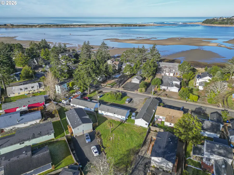 6289 SW Jetty Ave, Lincoln City, OR 97367 - #2