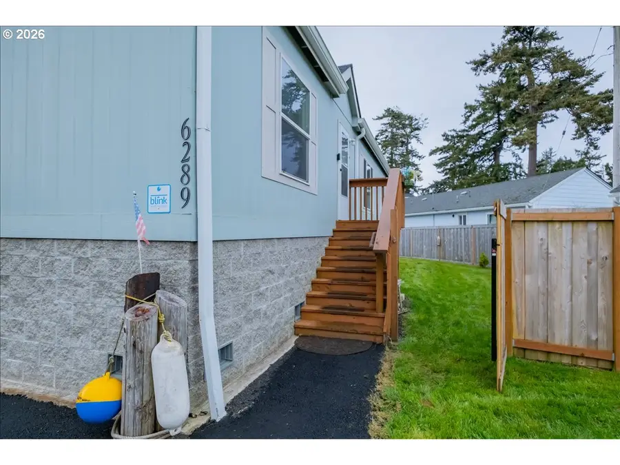 6289 SW Jetty Ave, Lincoln City, OR 97367 - #3