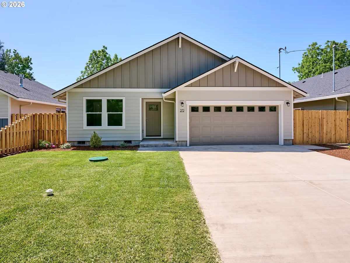 272 SE Ivy St, Mill City, OR 97360 - #1