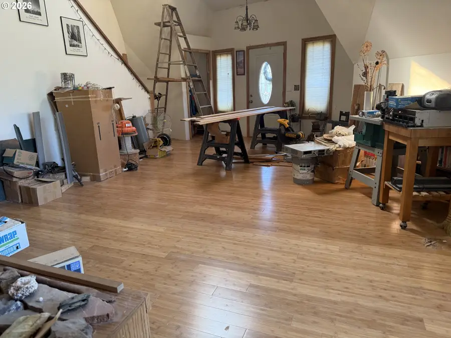 74861 Conifer Ct, Cottagegrove, OR 97424 - #3