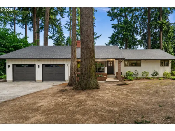206 NW 108th St, Vancouver, WA 98685