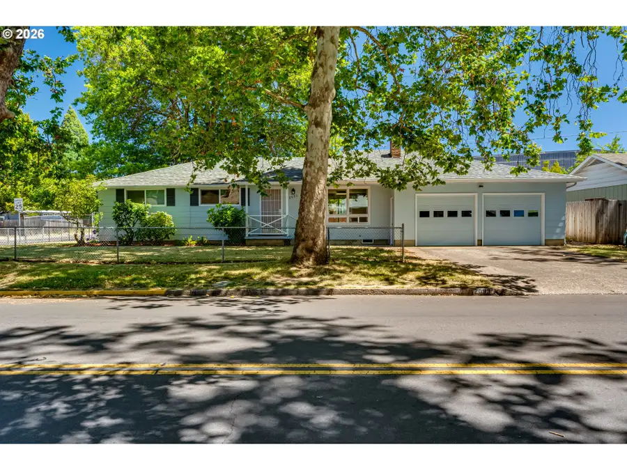 2093 Grove St, Eugene, OR 97404 - #3
