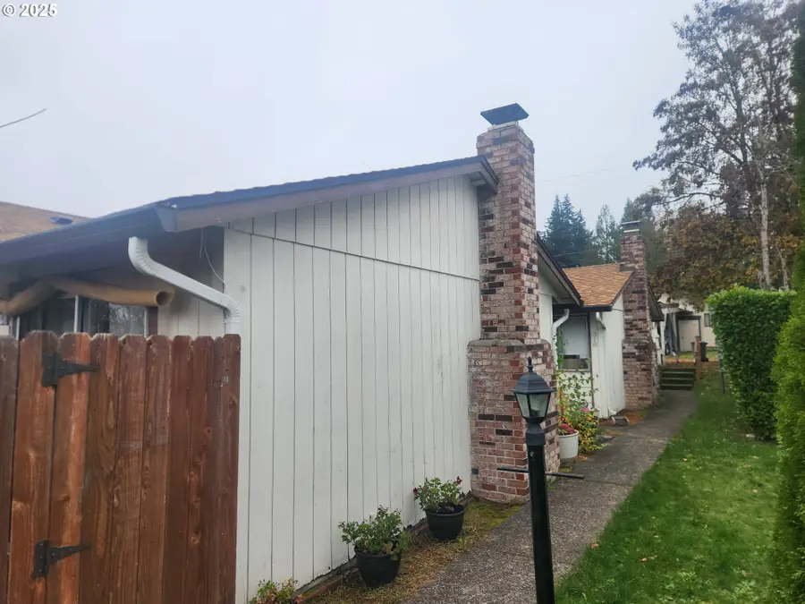 316 W 30th St, Vancouver, WA 98660 - Image #2