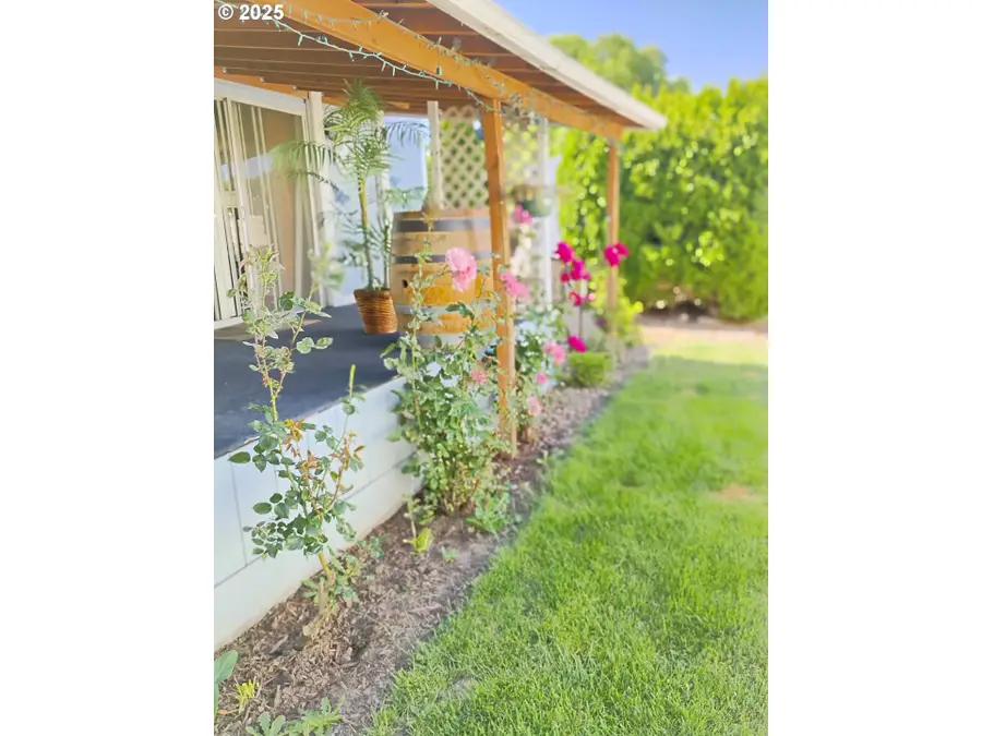 2420 NE Hembree St #50, McMinnville, OR 97128 - Image #3