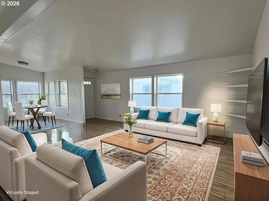 626 NW 4th Ave, Milton Freewater, OR 97862 - #2