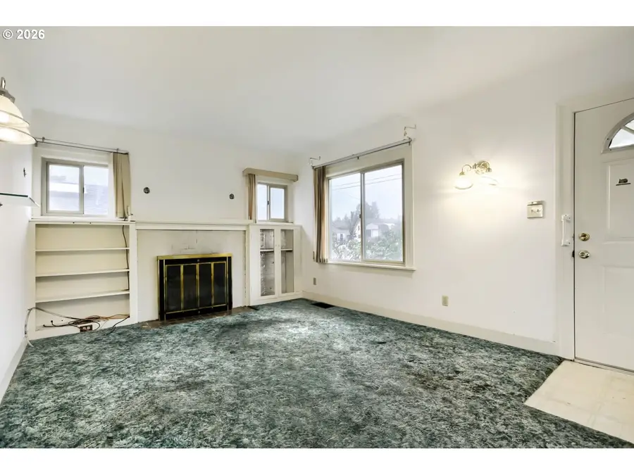 3117 SE 157th Ave, Portland, OR 97236 - #3