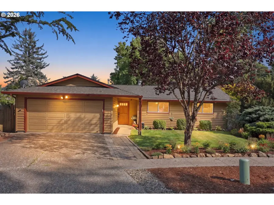 3914 SE Douglass Ct, Troutdale, OR 97060 - #2