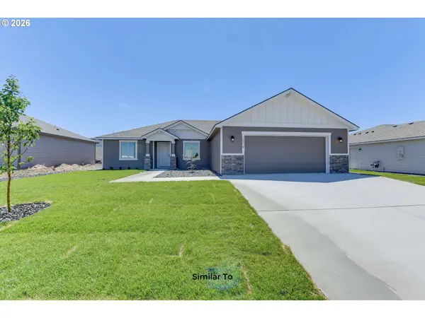 227 SW Goldfinch Ln, Boardman, OR 97818