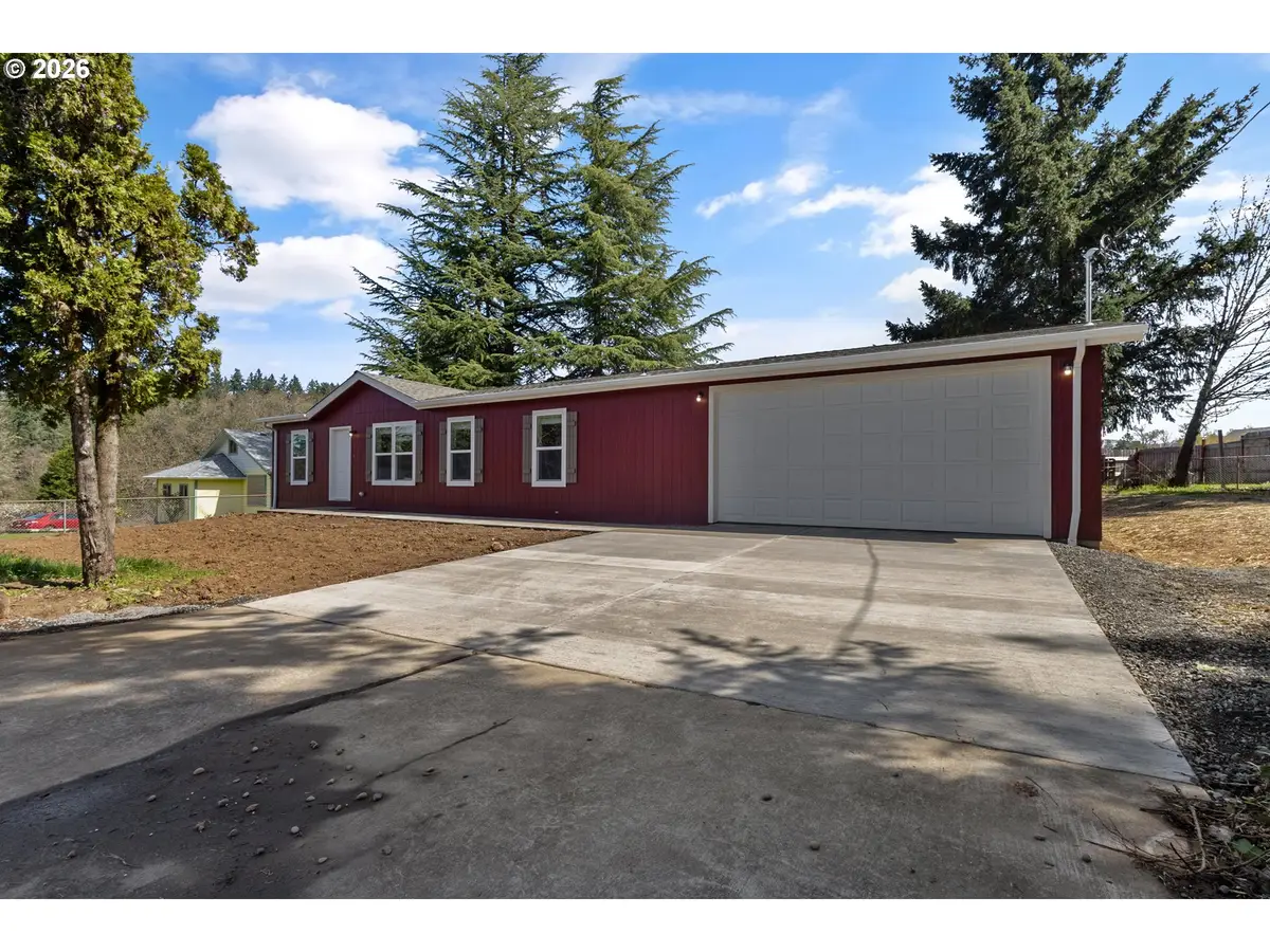 365 Mountain View Rd, Sweet Home, OR 97386 - #1