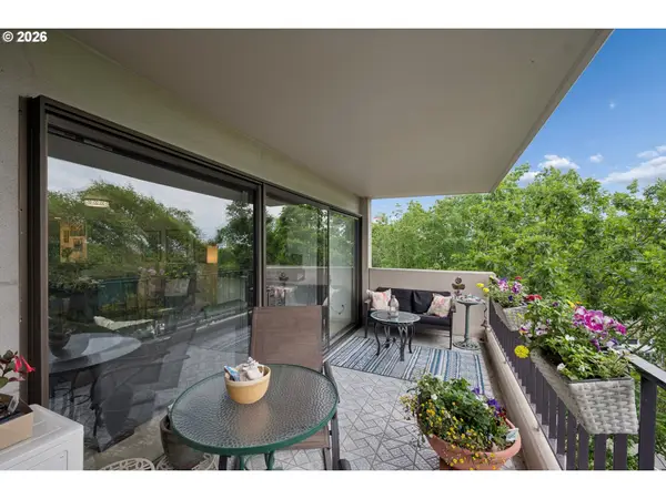 2221 SW 1st Ave #623, Portland, OR 97201