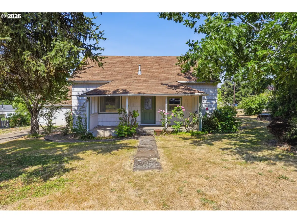 687 Jefferson St, Lafayette, OR 97127 - #1