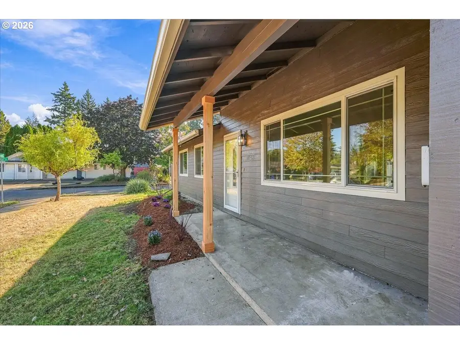 17148 SE Market St, Portland, OR 97233 - #2
