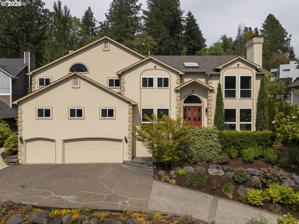 9004 SW Lancelot Ln, Portland, OR 97219 - #1